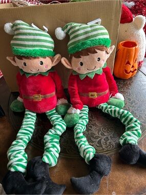 Source Unknown Red & Green Striped Elf Plush Pair